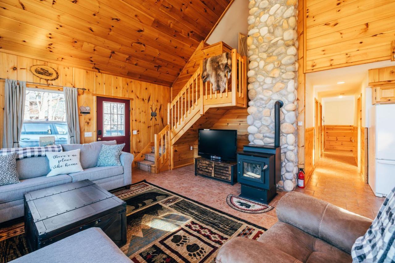 Ski Chalet W-Hot Tub, Only 3 Min To Sunday River Ski Lifts! Bethel Exteriör bild
