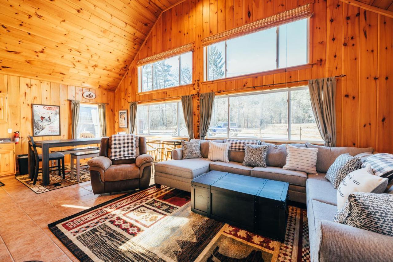 Ski Chalet W-Hot Tub, Only 3 Min To Sunday River Ski Lifts! Bethel Exteriör bild
